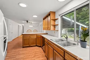 7534 Illahee Road NE, Bremerton, WA 98311 - Photo 10