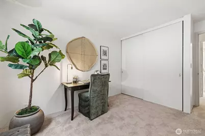 2929 76th Avenue SE #410, Mercer Island, WA 98040 - Photo 20