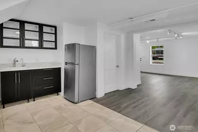 10820 Lake Ridge Drive S, Seattle, WA 98178 - Photo 18