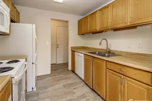 1710 SW 318th Pl, Federal Way, WA 98023 - Photo 12