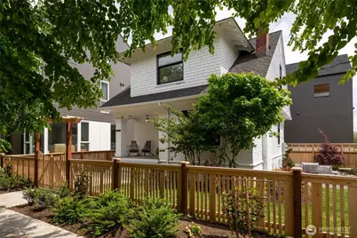 602 18th Avenue E, Seattle, WA 98112 - Photo 1