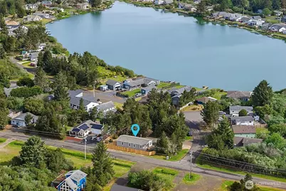 300 Marine View Drive SW, Ocean Shores, WA 98569 - Photo 2