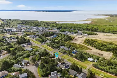 300 Marine View Drive SW, Ocean Shores, WA 98569 - Photo 4