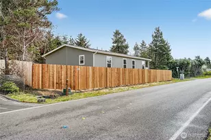 300 Marine View Dr SW, Ocean Shores, WA 98569 - Photo 34