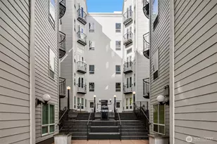3028 Western Ave, Seattle, WA 98121 - Photo 18