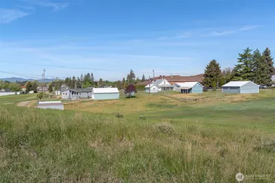 410 E Pine Street, Waterville, WA 98858 - Photo 10