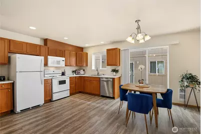 4552 S Puget Sound Avenue, Tacoma, WA 98409 - Photo 6