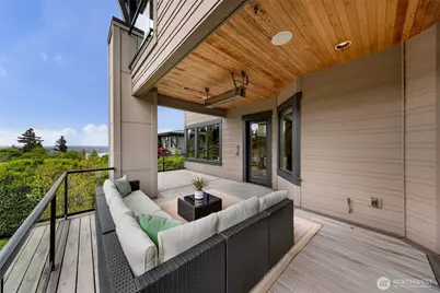 8451 SE 44th Street, Mercer Island, WA 98040 - Photo 20