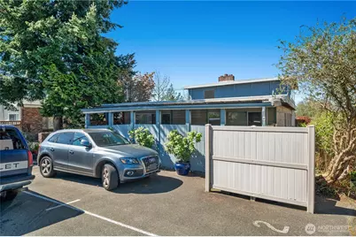 318 3rd Avenue S, Edmonds, WA 98026 - Photo 1