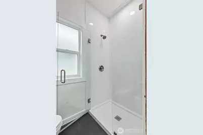 111 N 49th Street, Seattle, WA 98103 - Photo 20
