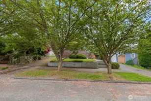111 N 49th St, Seattle, WA 98103 - Photo 2