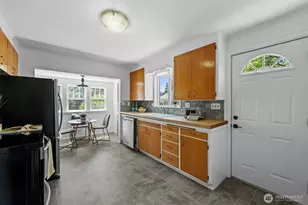2119 Monroe Ave, Everett, WA 98203 - Photo 8