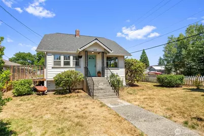 2119 Monroe Avenue, Everett, WA 98203 - Photo 1