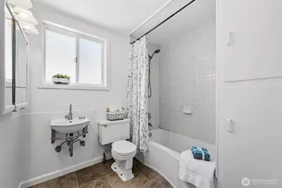 2119 Monroe Avenue, Everett, WA 98203 - Photo 12