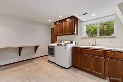 3601 70th Avenue W, University Place, WA 98466 - Photo 26