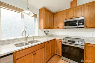 314 W Columbus Ave, Port Angeles, WA 98362 - Photo 8