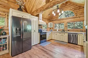 34184 SE 327th Pl, Ravensdale, WA 98051 - Photo 10