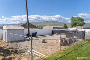 25 Sun Valley Dr, Wenatchee, WA 98801 - Photo 14