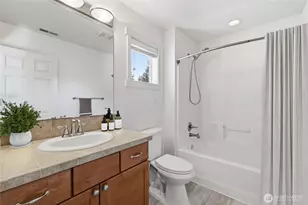 36703 SE Gravenstein Ct, Snoqualmie, WA 98065 - Photo 32