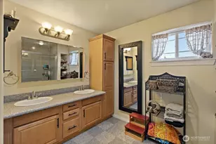 500 St Hilaire Rd, Yakima, WA 98901 - Photo 14