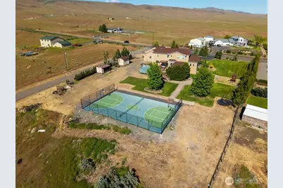 500 Saint Hilaire Road, Yakima, WA 98901 - Photo 24
