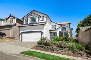 827 180th St SW, Lynnwood, WA 98037 - Photo 2