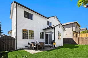 827 180th St SW, Lynnwood, WA 98037 - Photo 30