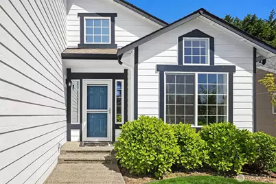827 180th Street SW, Lynnwood, WA 98037 - Photo 4