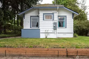 320 W 15th St, Port Angeles, WA 98362 - Photo 22