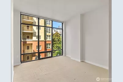 10000 Main St #403, Bellevue, WA 98004 - Photo 14