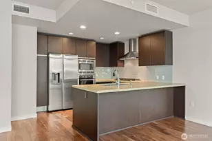 10000 Main St, Bellevue, WA 98004 - Photo 20