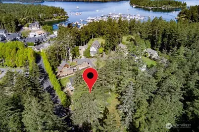 24 Mossyrock Road, Friday Harbor, WA 98250 - Photo 2