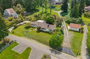 5930 Rose Loop NE, Bainbridge Island, WA 98110 - Photo 40