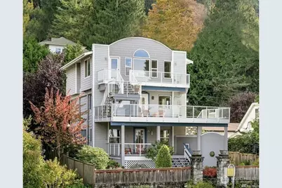 4022 59th Avenue SW #C, Seattle, WA 98116 - Photo 1