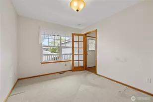 1083 Fidalgo Dr, Burlington, WA 98233 - Photo 4