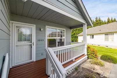 1083 Fidalgo Drive, Burlington, WA 98233 - Photo 2