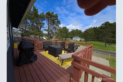 29905 H Street Ct, Ocean Park, WA 98640 - Photo 18