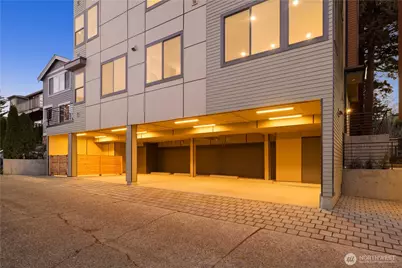6538 D Latona Avenue NE, Seattle, WA 98115 - Photo 4