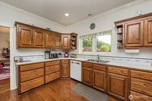 397 Monterra Dr, Port Angeles, WA 98362 - Photo 16