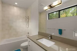 7002 93rd Ave SE, Mercer Island, WA 98040 - Photo 28