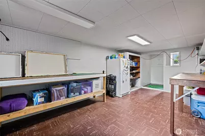 9726 F Street E, Tacoma, WA 98445 - Photo 36