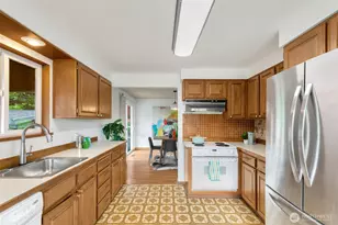 9912 51st Ave S, Seattle, WA 98118 - Photo 10