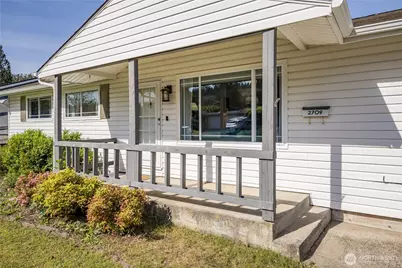 2709 R Street SE, Auburn, WA 98002 - Photo 2