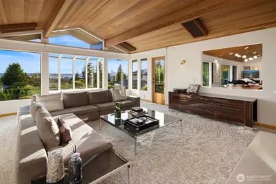 9242 NE 14th Street, Clyde Hill, WA 98004 - Photo 4