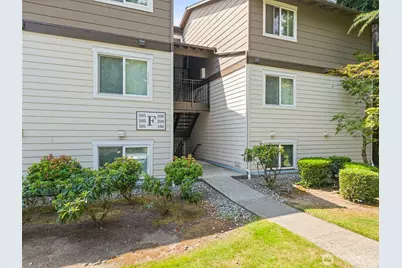 12933 127th Drive NE #F205, Kirkland, WA 98034 - Photo 4