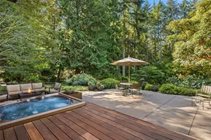 13223 NE Cambridge Crest Way, Bainbridge Island, WA 98110 - Photo 28