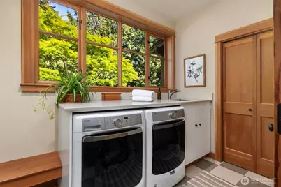13223 NE Cambridge Crest Way, Bainbridge Island, WA 98110 - Photo 12