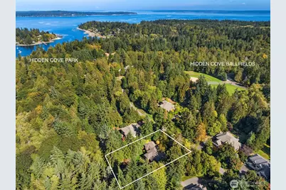 13223 NE Cambridge Crest Way, Bainbridge Island, WA 98110 - Photo 36