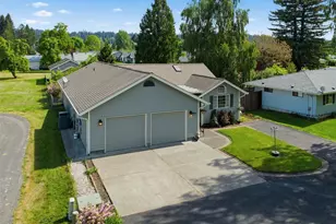 3206 Olympia Way, Longview, WA 98632 - Photo 2