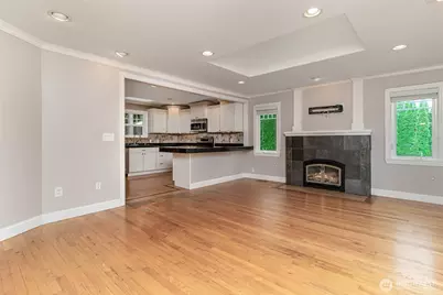 724 16th Avenue W, Kirkland, WA 98033 - Photo 4
